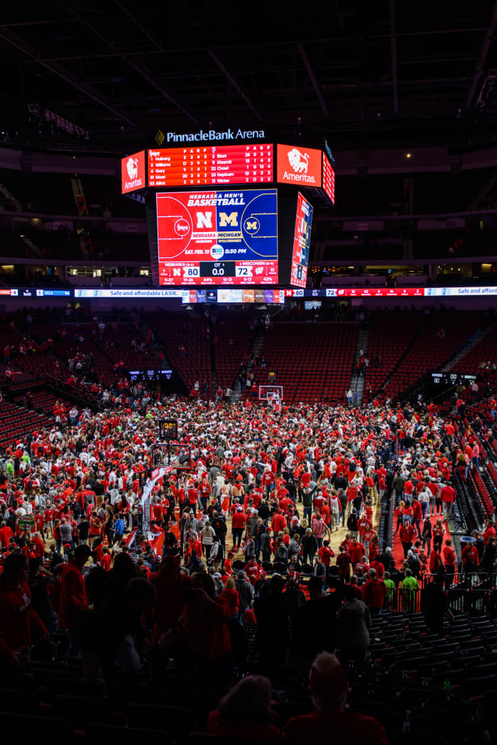 15_MBBvsWisconsin0201